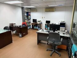 Upper Paya Lebar Road (D19), Shop House #609504681